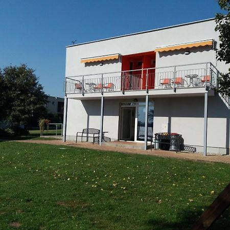 Vila Moravia Pasohlávky Kültér fotó